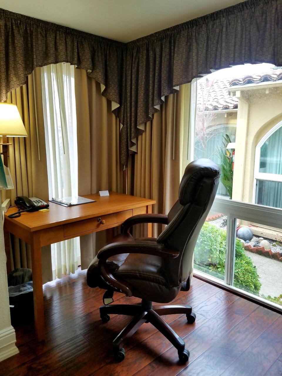 Los Gatos Garden Inn Hotel Exterior foto